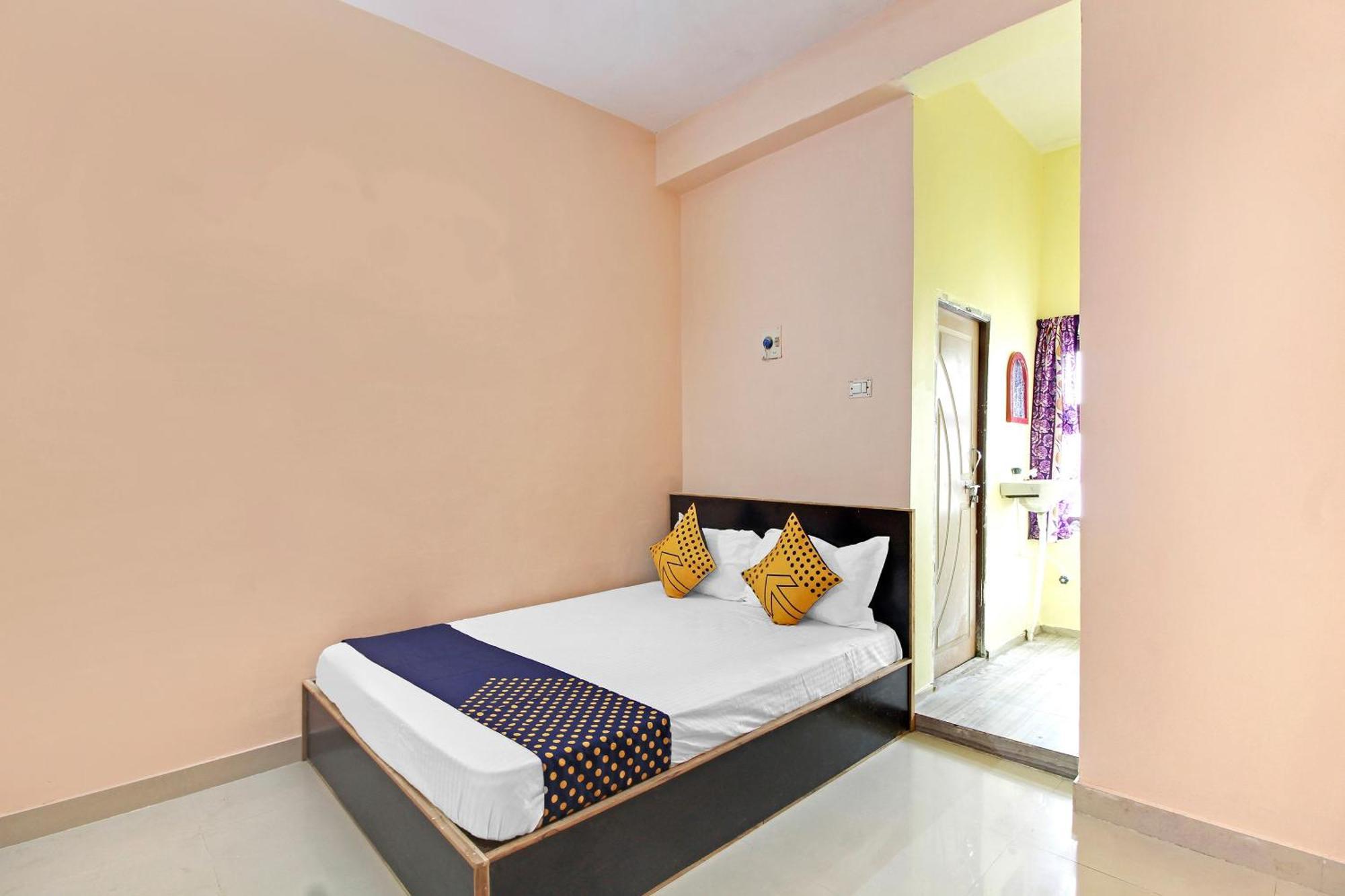 Spot On Sitara Grand Lodge Warangal Buitenkant foto